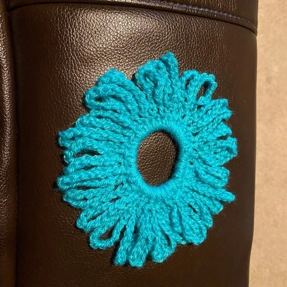🌸TEAL LORETTA ANN CREATION SCRUNCHIE🌸
